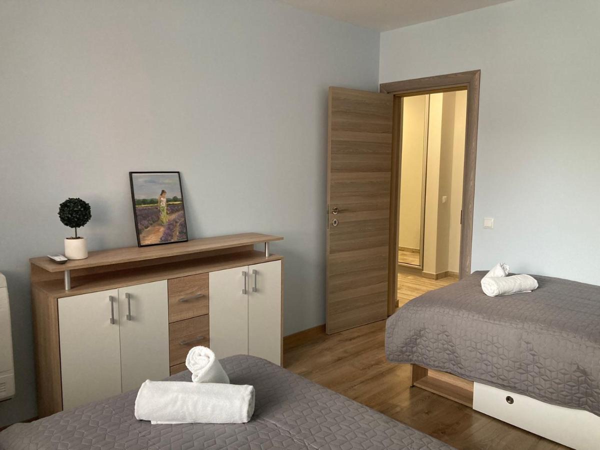 Victor'S Suite , With Private Parking Varna Exterior foto